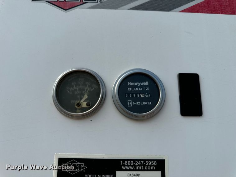 image for item OF9891 2013 Peterbilt 337 utility / service truck