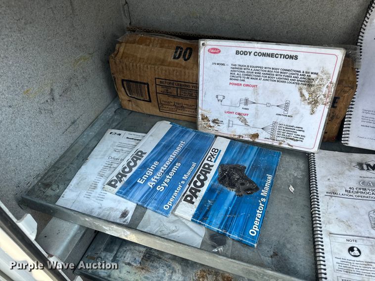 image for item OF9891 2013 Peterbilt 337 utility / service truck