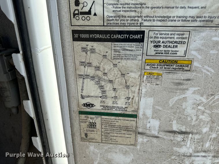 image for item OF9891 2013 Peterbilt 337 utility / service truck