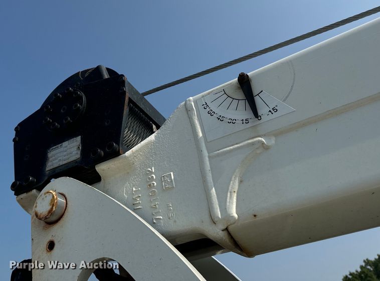 image for item OF9891 2013 Peterbilt 337 utility / service truck