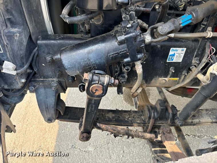 image for item OF9891 2013 Peterbilt 337 utility / service truck