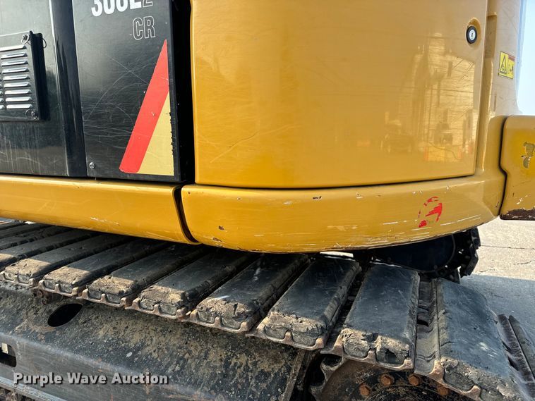 image for item OF9892 2017 Caterpillar 308E2 CR mini excavator