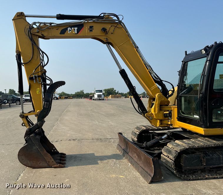 image for item OF9892 2017 Caterpillar 308E2 CR mini excavator