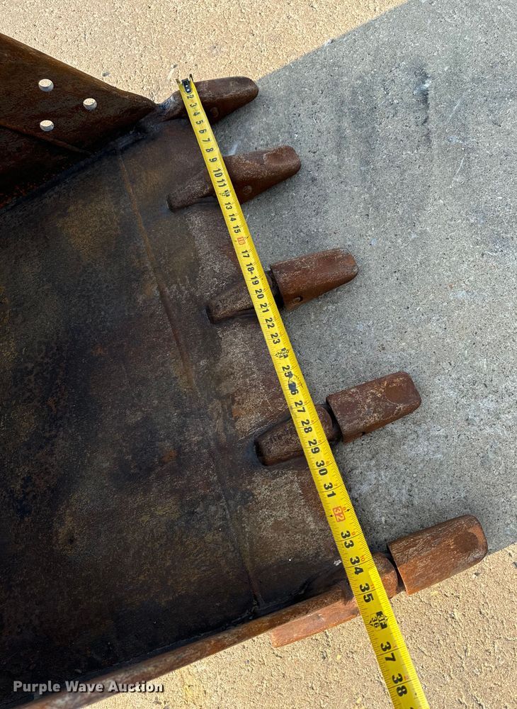 image for item OF9892 2017 Caterpillar 308E2 CR mini excavator