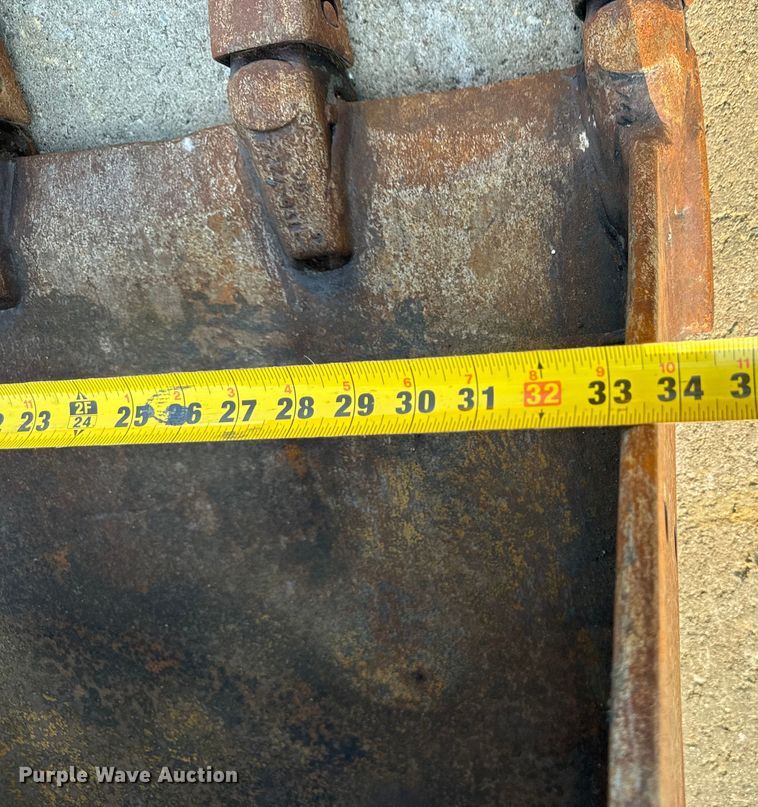 image for item OF9892 2017 Caterpillar 308E2 CR mini excavator