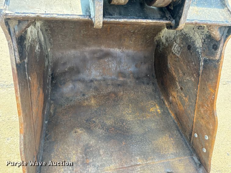 image for item OF9892 2017 Caterpillar 308E2 CR mini excavator