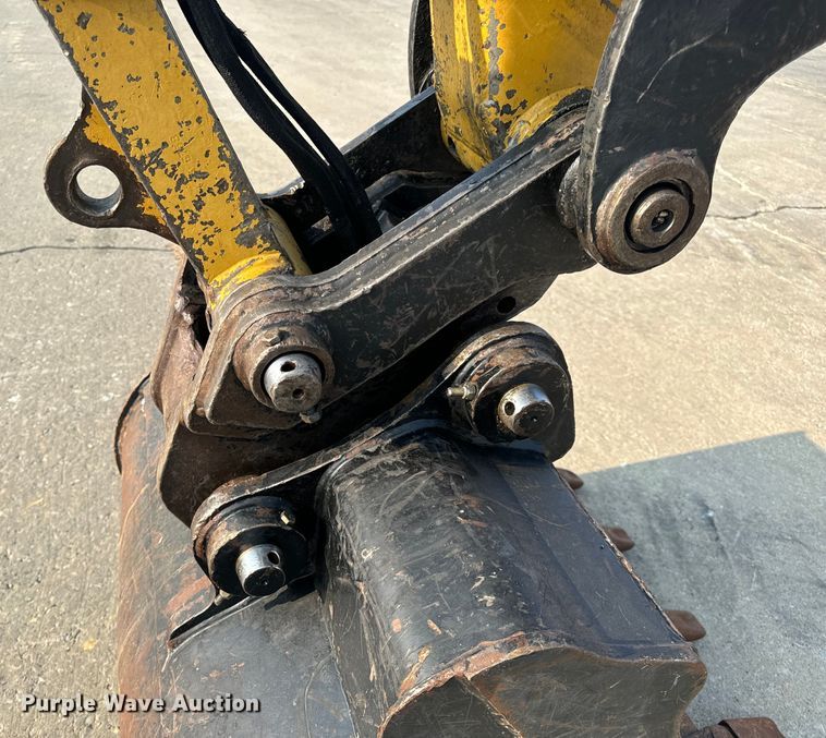 image for item OF9892 2017 Caterpillar 308E2 CR mini excavator