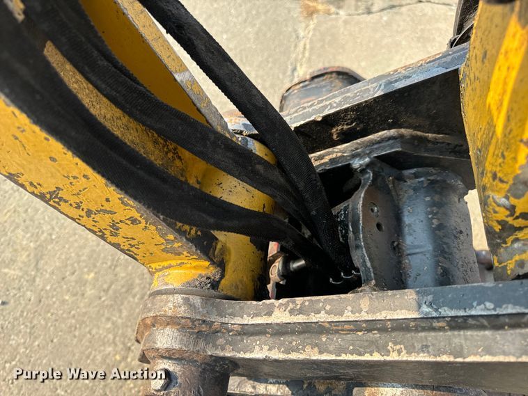 image for item OF9892 2017 Caterpillar 308E2 CR mini excavator