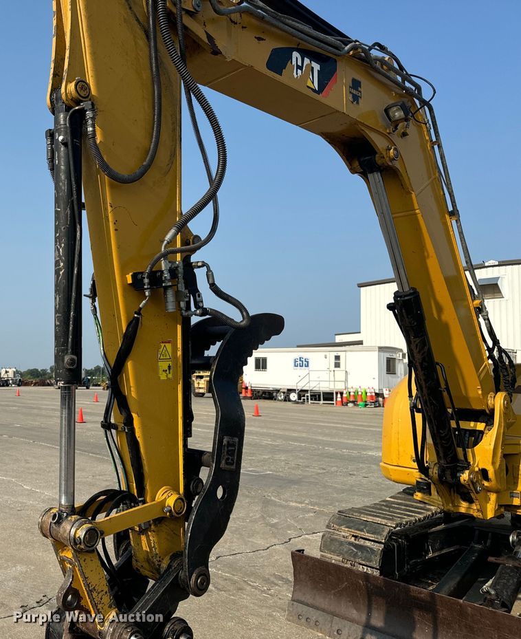 image for item OF9892 2017 Caterpillar 308E2 CR mini excavator