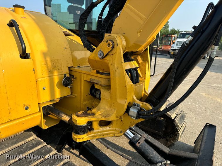 image for item OF9892 2017 Caterpillar 308E2 CR mini excavator