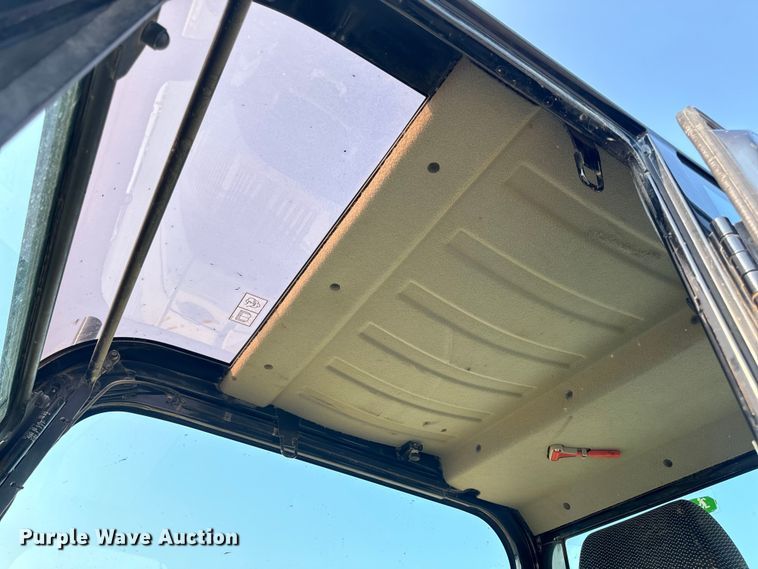 image for item OF9892 2017 Caterpillar 308E2 CR mini excavator