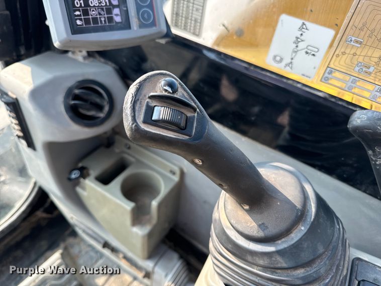 image for item OF9892 2017 Caterpillar 308E2 CR mini excavator