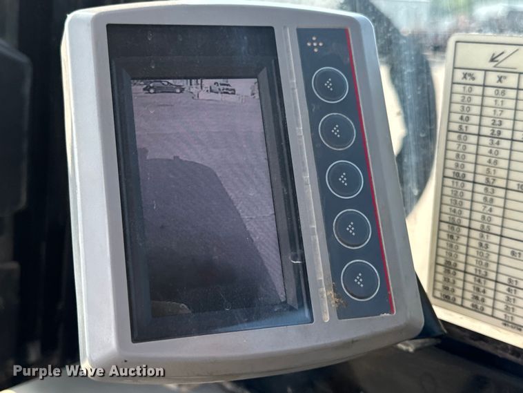 image for item OF9892 2017 Caterpillar 308E2 CR mini excavator