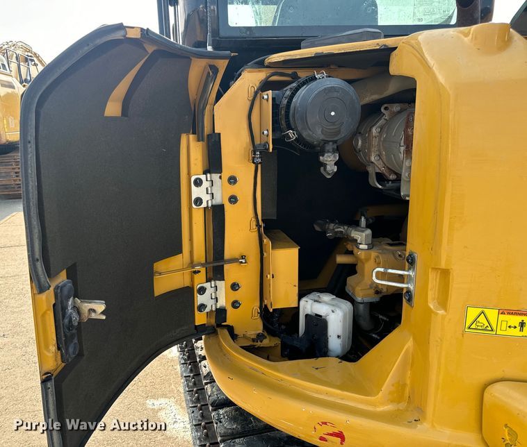 image for item OF9892 2017 Caterpillar 308E2 CR mini excavator