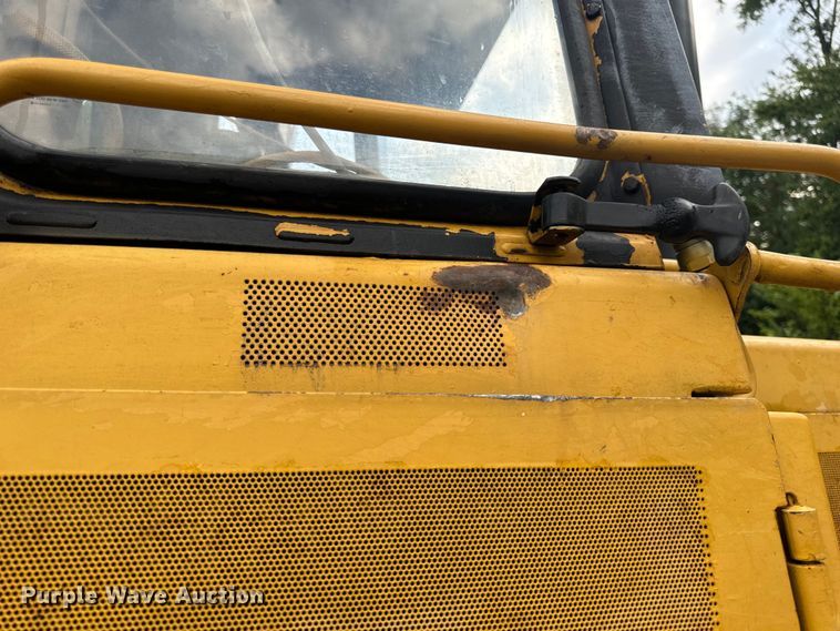 image for item OF9893 1995 Caterpillar  953B track loader