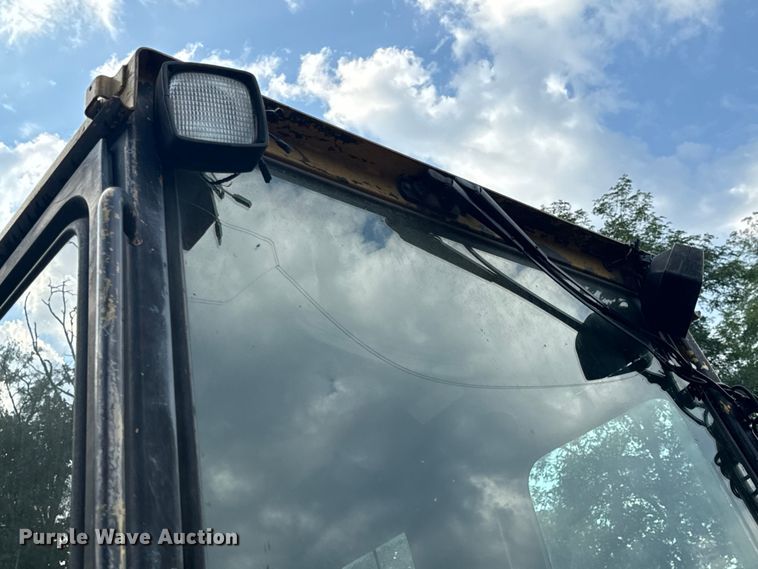 image for item OF9893 1995 Caterpillar  953B track loader