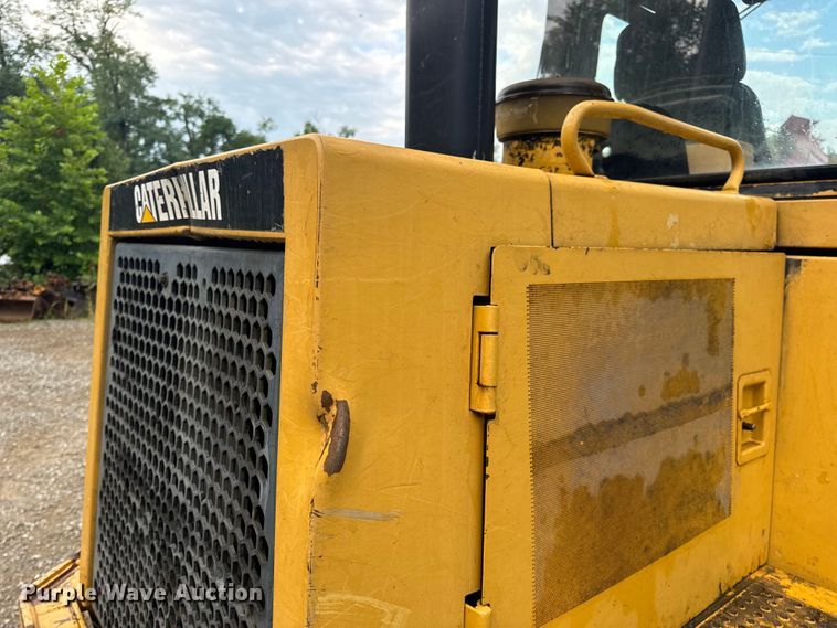 image for item OF9893 1995 Caterpillar  953B track loader