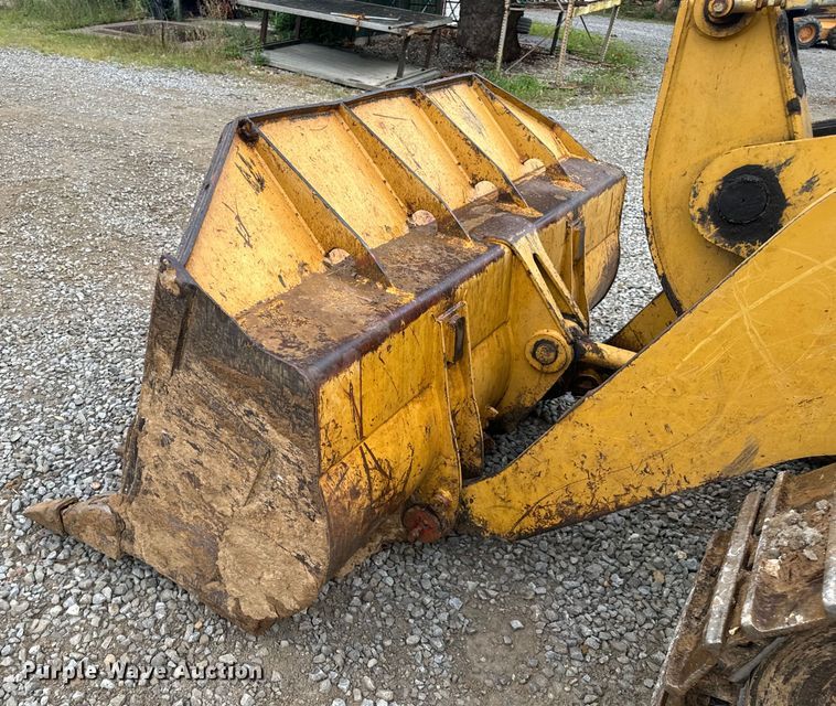 image for item OF9893 1995 Caterpillar  953B track loader