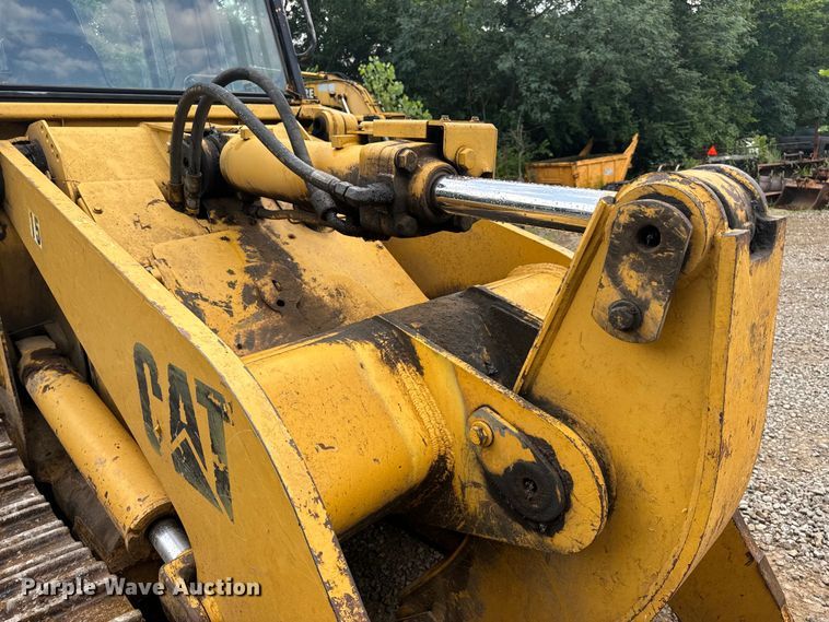 image for item OF9893 1995 Caterpillar  953B track loader