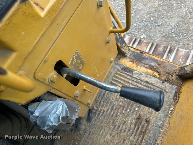 image for item OF9893 1995 Caterpillar  953B track loader