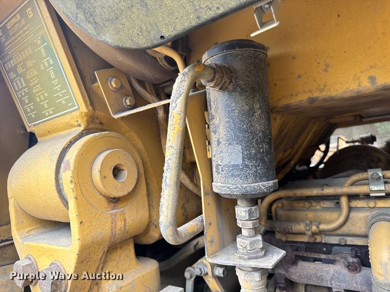 image for item OF9893 1995 Caterpillar  953B track loader