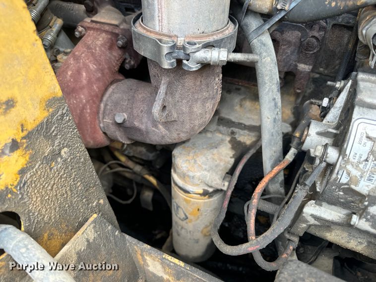 image for item OF9893 1995 Caterpillar  953B track loader