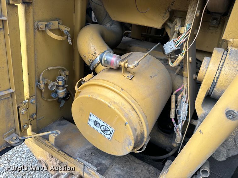 image for item OF9893 1995 Caterpillar  953B track loader