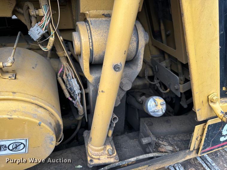 image for item OF9893 1995 Caterpillar  953B track loader