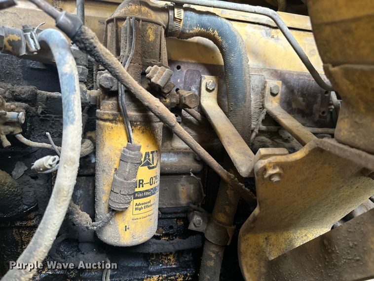 image for item OF9893 1995 Caterpillar  953B track loader