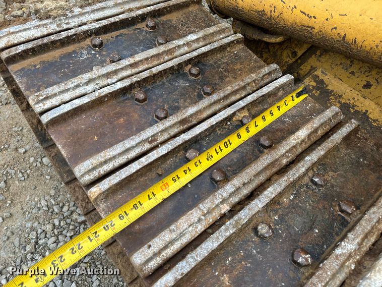 image for item OF9893 1995 Caterpillar  953B track loader