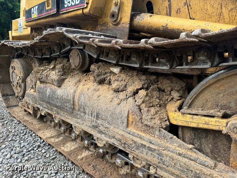 image for item OF9893 1995 Caterpillar  953B track loader