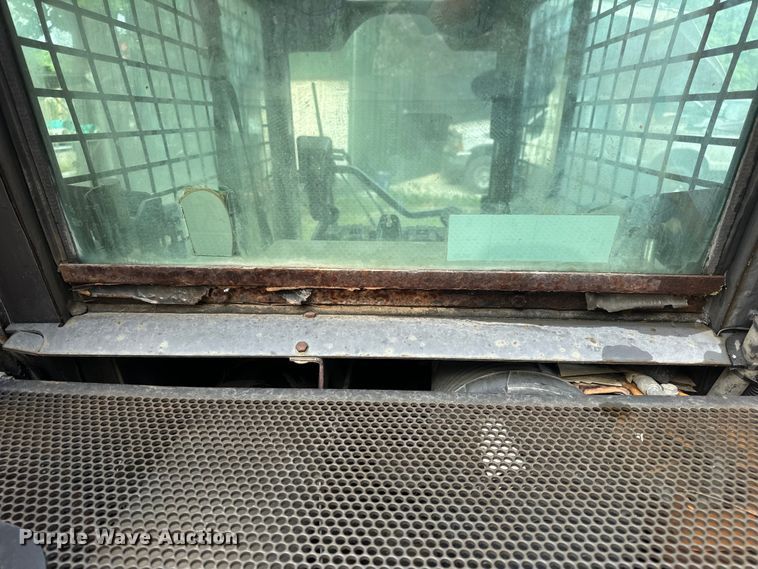 image for item OF9894 2006 Case 445 skid steer loader