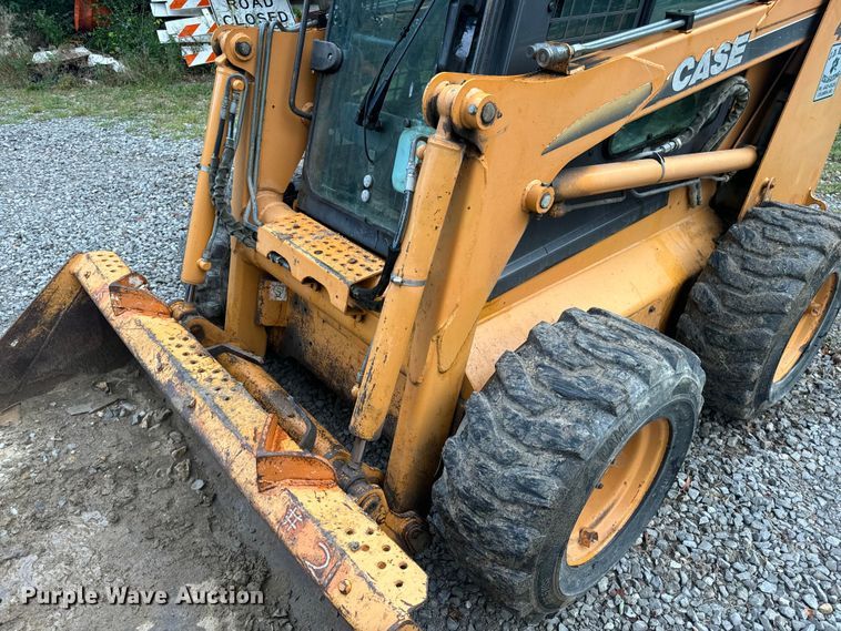 image for item OF9894 2006 Case 445 skid steer loader