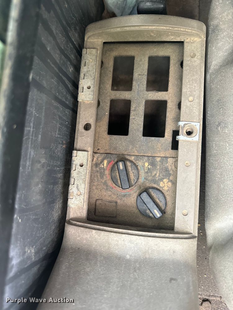 image for item OF9894 2006 Case 445 skid steer loader