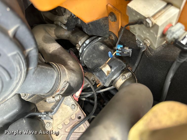 image for item OF9894 2006 Case 445 skid steer loader