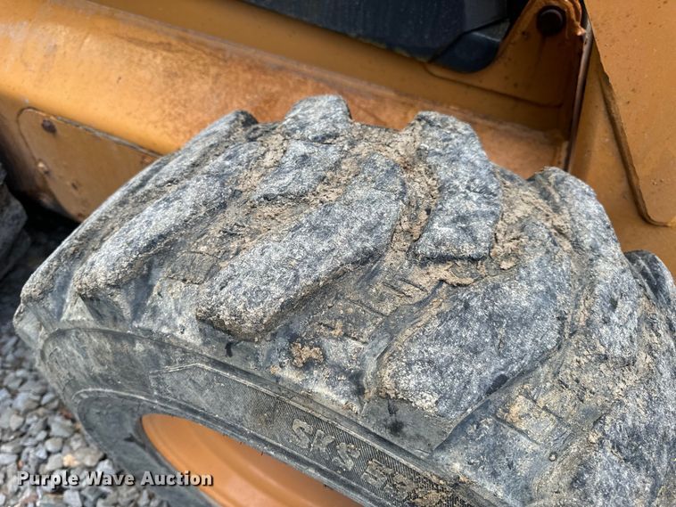 image for item OF9894 2006 Case 445 skid steer loader