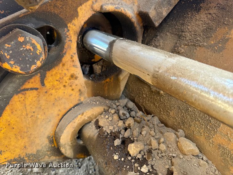 image for item OF9906 1985 Champion 730A motor grader