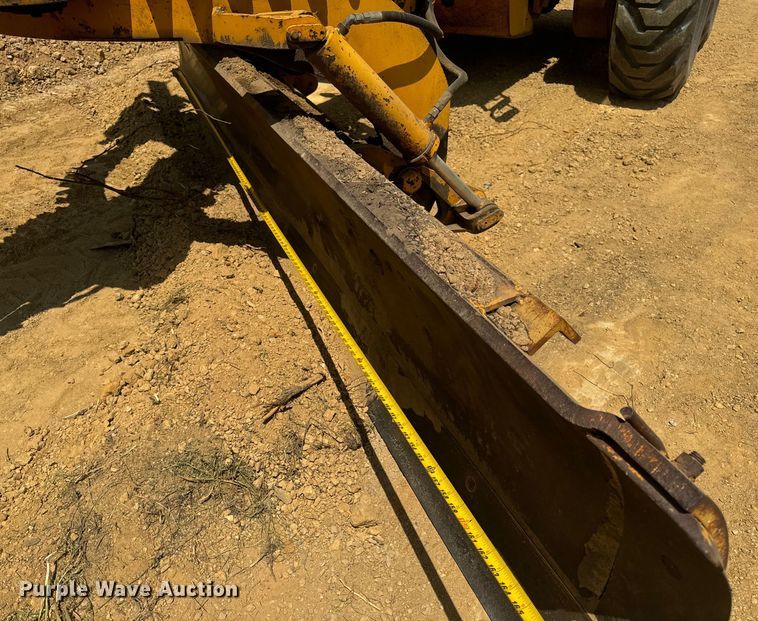 image for item OF9906 1985 Champion 730A motor grader