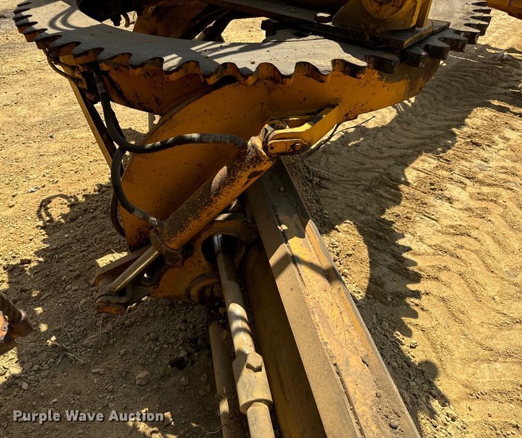 image for item OF9906 1985 Champion 730A motor grader