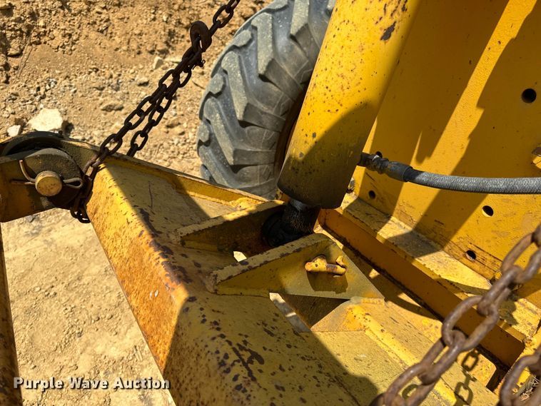 image for item OF9906 1985 Champion 730A motor grader