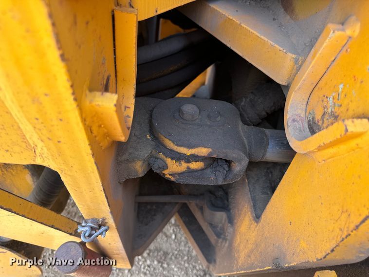 image for item OF9906 1985 Champion 730A motor grader