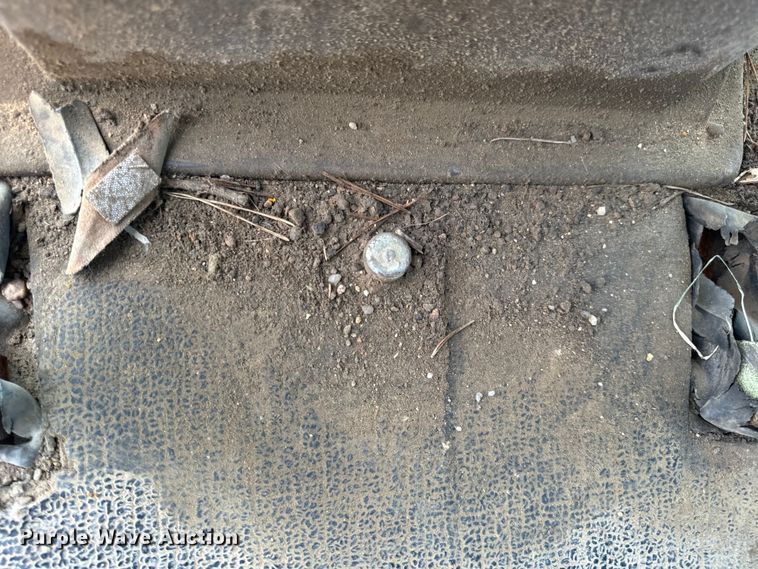 image for item OF9906 1985 Champion 730A motor grader