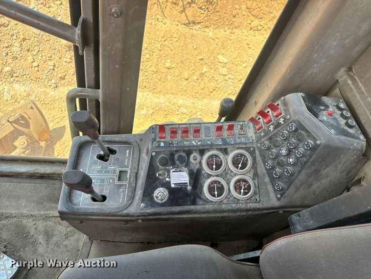 image for item OF9906 1985 Champion 730A motor grader