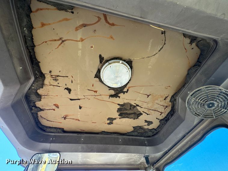 image for item OF9906 1985 Champion 730A motor grader