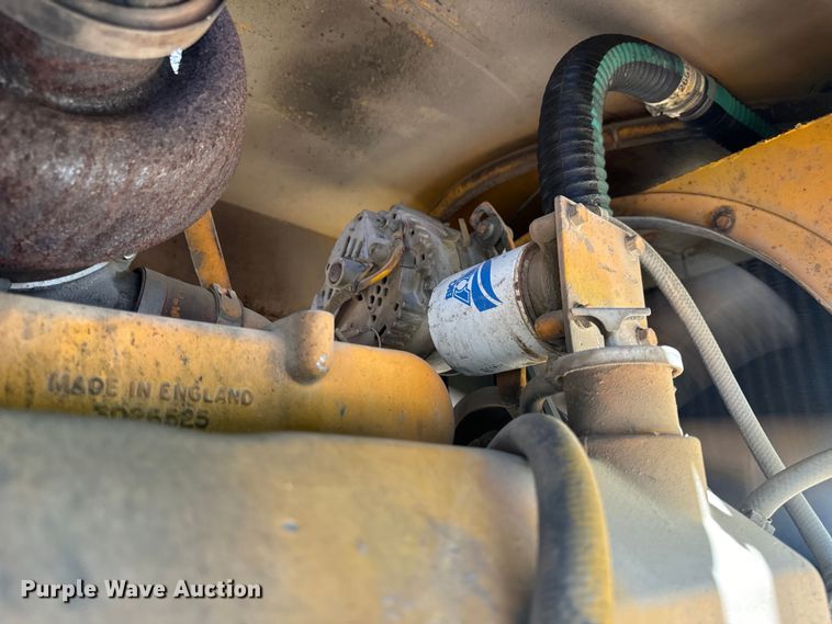 image for item OF9906 1985 Champion 730A motor grader