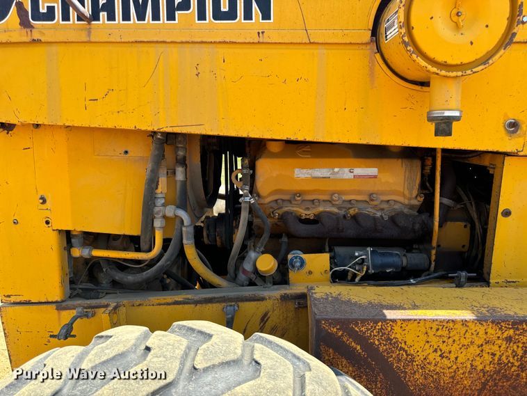 image for item OF9906 1985 Champion 730A motor grader