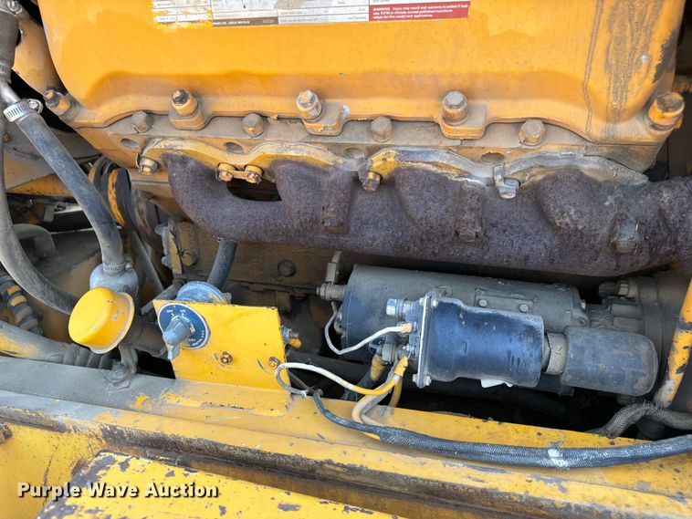 image for item OF9906 1985 Champion 730A motor grader