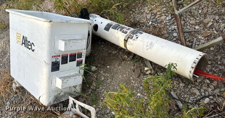 image for item OF9907 (2) Altec Bucket Truck Booms