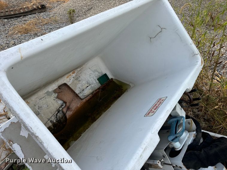 image for item OF9907 (2) Altec Bucket Truck Booms