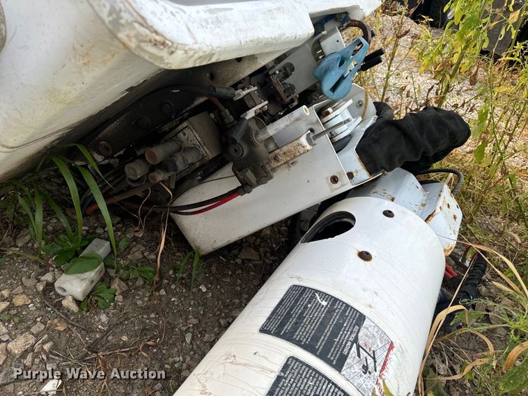 image for item OF9907 (2) Altec Bucket Truck Booms